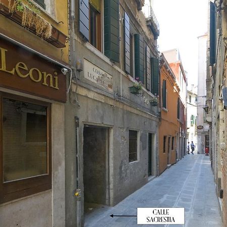 Calle Sacrestia Velence Kültér fotó
